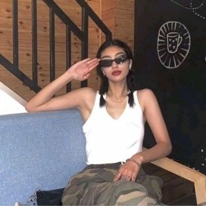 Meet your Posher, Brown